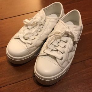 Steve Madden white platform sneaker
